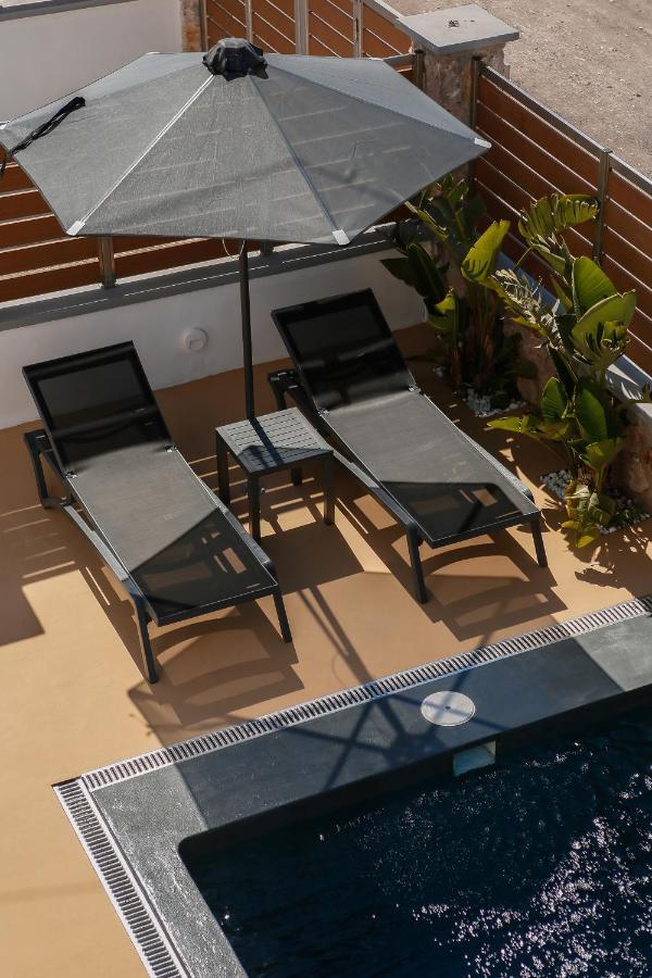 The Z Private Villa, Santorini Monolithos Exterior foto